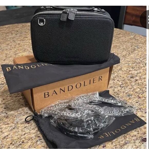 Bandolier cameron convertible crossbody bag & matching curb chain w/shoulder str - Picture 7 of 13